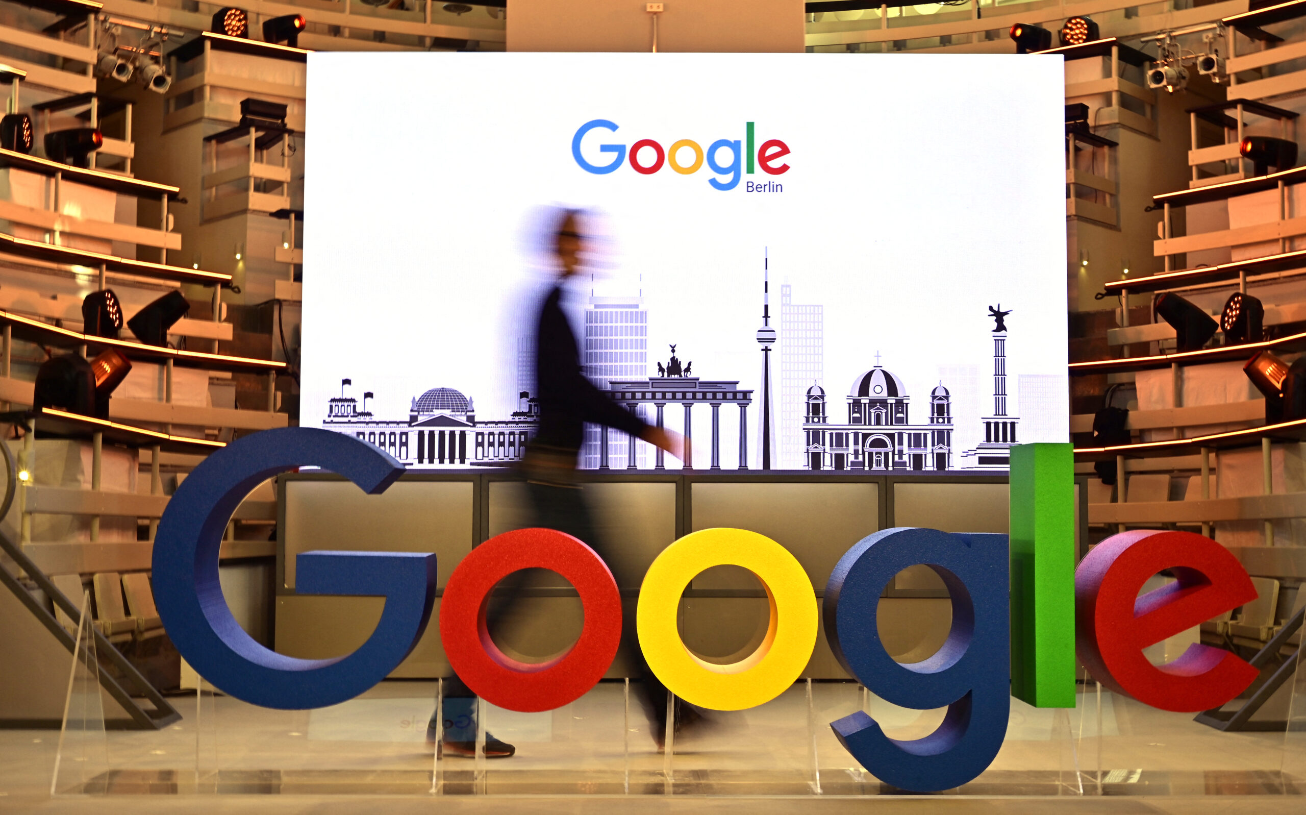 ศึกเอไอระอุ Google เปิดตัว Bard ท้าชน ChatGPT