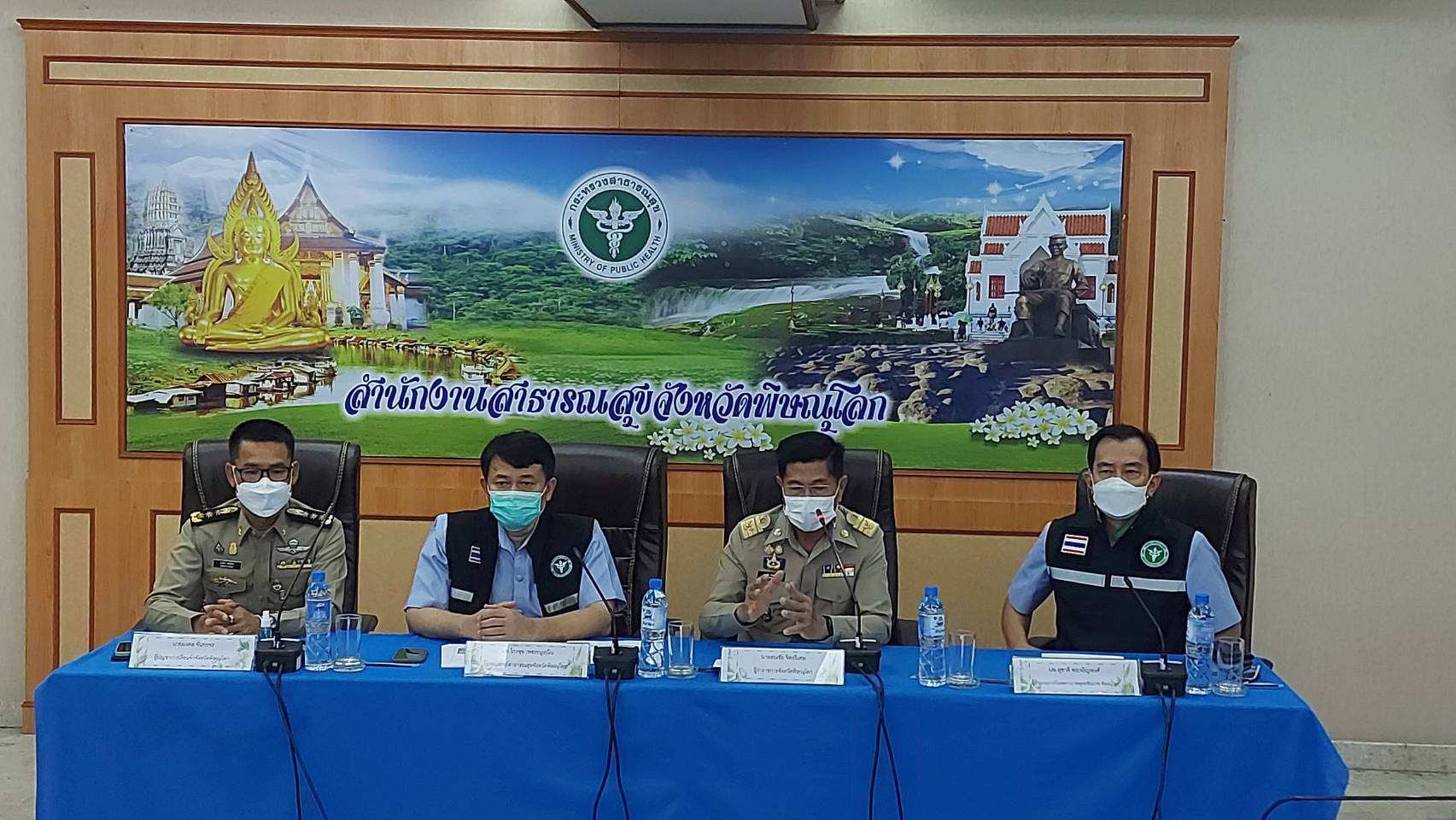 ผู้ว่าฯพิษณุโลกเร่งตรวจเชิงรุกผู้ต้องขัง 2,500 คน หลังติดเชื้อพุ่ง 70%
