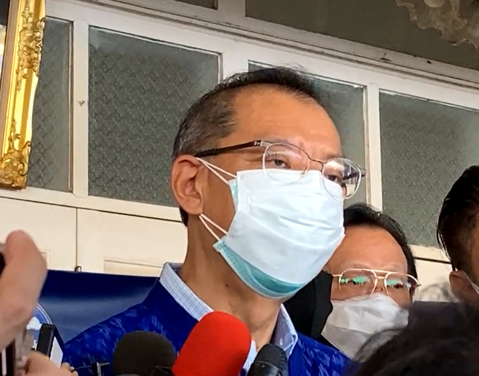 ผู้ว่าฯ หมูป่า ณรงค์ศักดิ์ โอสถธนากร แถลงไม่ลงเลือกตั้งผู้ว่าฯ กทม.