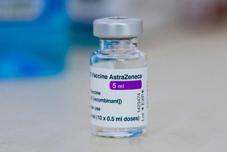 แอสตร้าเซนเนก้า เผย เข็มบูสเตอร์โดส ต้านโอไมครอนได้
