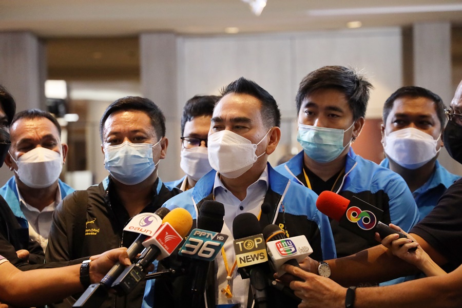 เดชอิศม์ นั่งรองหัวหน้าพรรคภาคใต้ ชัยชนะ รองเลขาประชาธิปัตย์