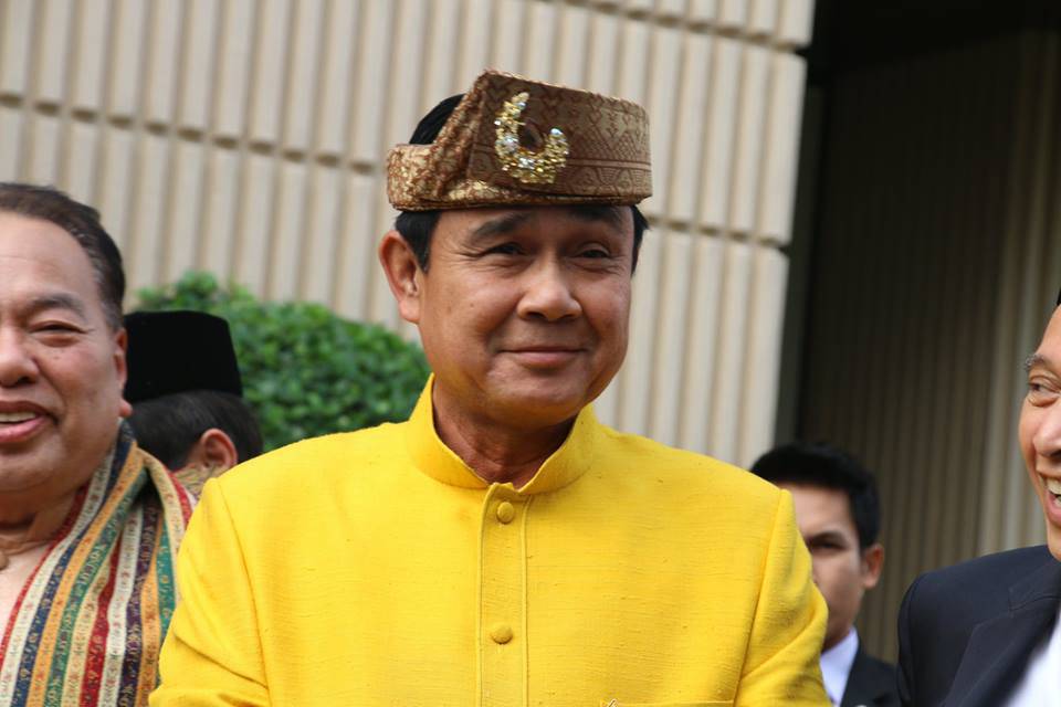 ประยุทธ์ลงพื้นที่ชายแดนใต้ บิ๊กป้อม-ธรรมนัส เจาะจังหวัดเลือกตั้งซ่อม