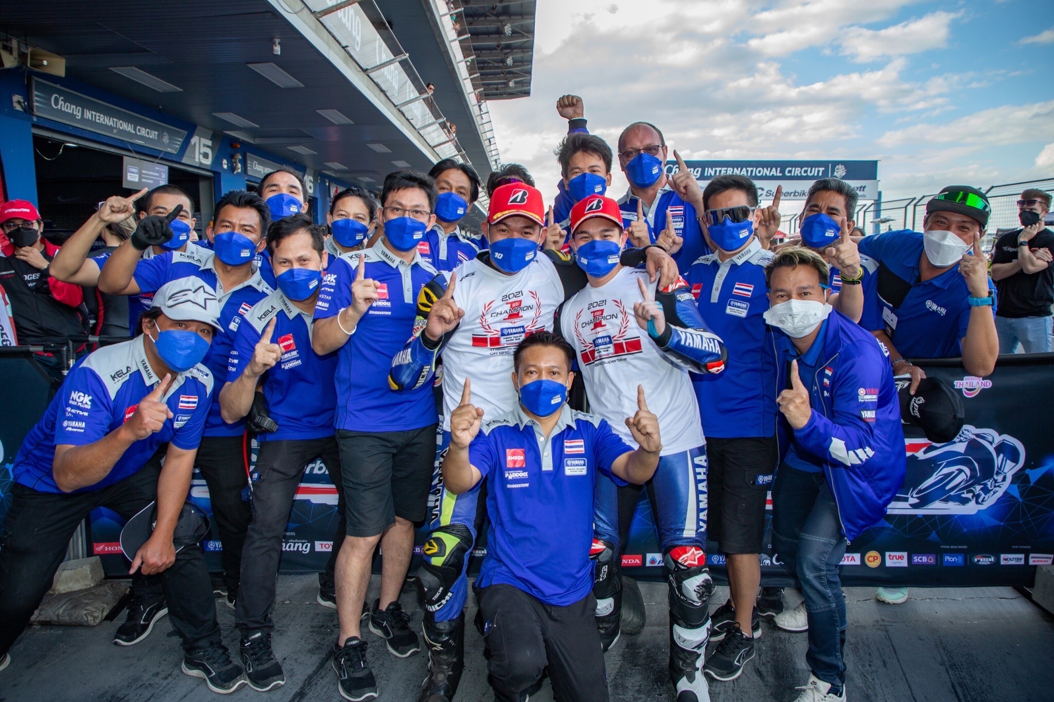 “โฟลท – รัฐพงษ์” ควบยามาฮ่า R6 สร้างประวัติศาสตร์ใหม่ “บีอาร์ไอซี ซูเปอร์ไบค์”