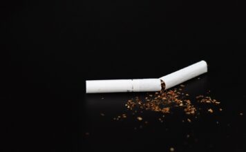 นิวซีแลนด์ดันกฎหมายห้ามขายบุหรี่ให้เยาวชน