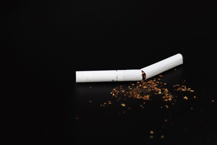 นิวซีแลนด์ดันกฎหมายห้ามขายบุหรี่ให้เยาวชน