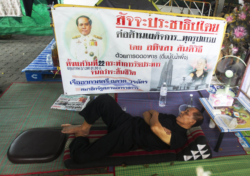 รู้จัก ฉลาด วรฉัตร เจ้าของฉายา “จอมอด” ผู้ล่วงลับ