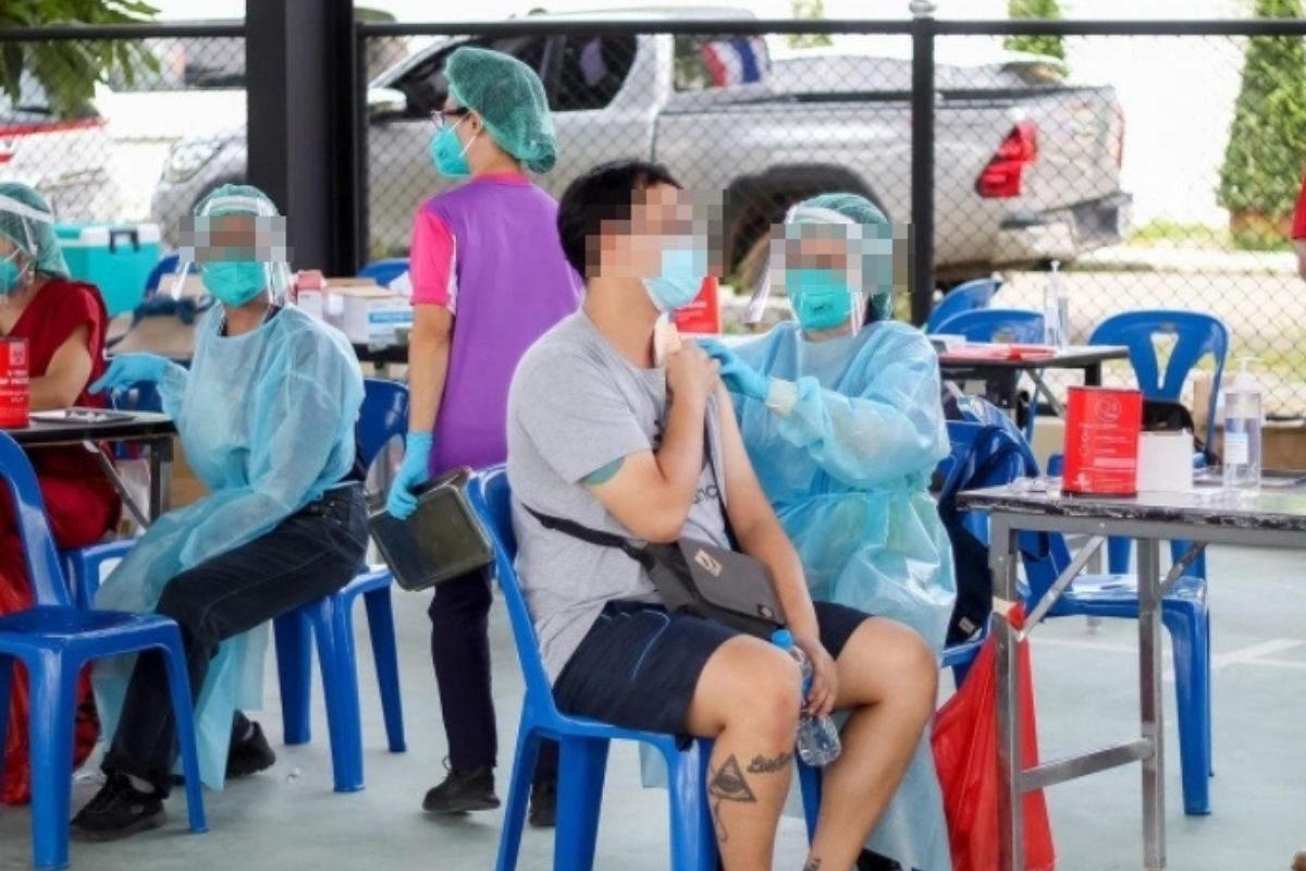 นนทบุรี เปิดจองฉีดวัคซีนเข็ม 3 ด้วย “แอสตร้าฯ” เข็มต่อไป ไฟเซอร์