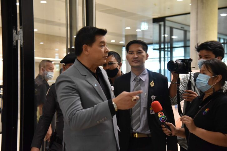 นายสิระ-เจนจาคะ-ส.ส.กรุงเทพฯ-พรรคพลังประชารัฐ-กับ-นายมงคลกิตติ์-สุขสินธารานนท์7