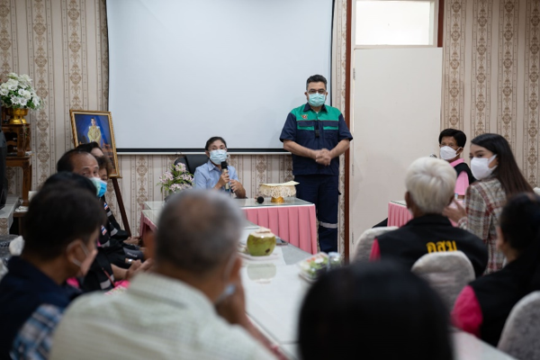 มูลนิธิคาราบาว มอบเงินบริจาค 1 แสนบาท ให้กับโรงพยาบาลส่งเสริมสุขภาพตำบลพิมพา เพื่อใช้สมทบทุนในการซื้อเครื่องมือทางการแพทย์  