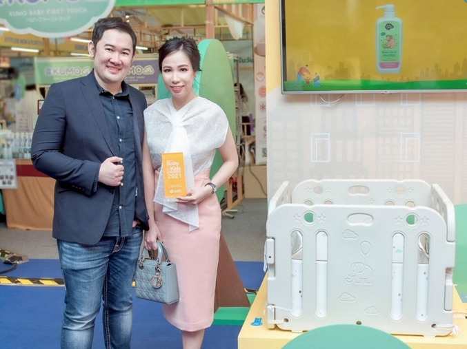 ร็อคกิงคิดส์ ตัวแทนจำหน่าย คอกกั้น Ggumbi (กุมบิ)  สุดดีใจได้รับรางวัล  Mommy’s Choice ในงาน Amarin Baby & Kids Fest 2022
