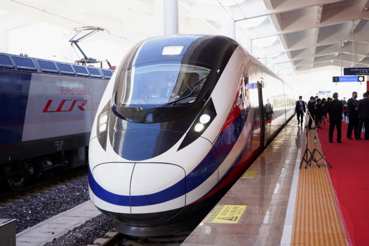 รถไฟจีน-ลาว ครบเดือน รถไฟจีน-ลาว ครบเดือน