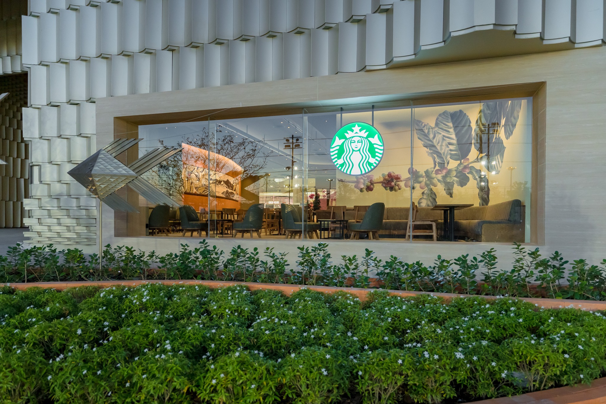 สตาร์บัคส์เพิ่มทางเลือกใหม่ รับเทรนด์แพลนต์เบส