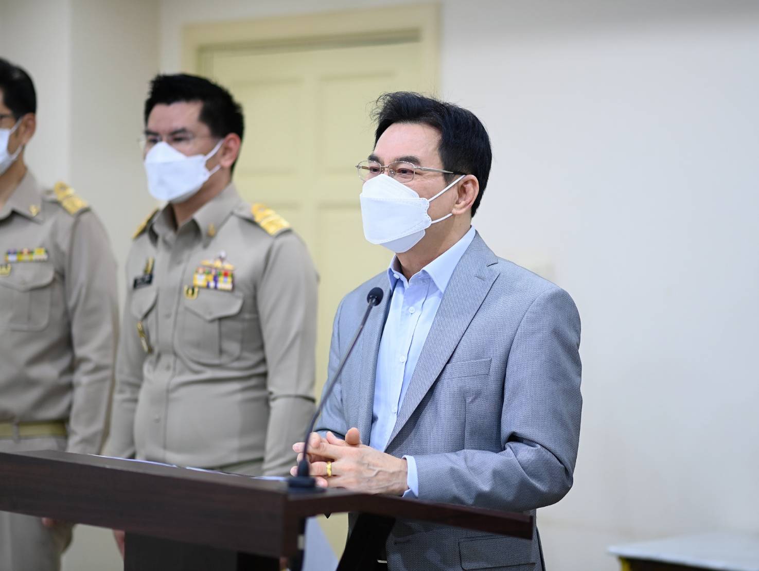 จุรินทร์ ลักษณวิศิษฎ์