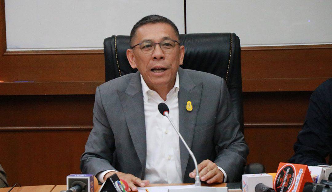 ประวัติ พล.ต.ท.ชาญเทพ เลขาธิการพรรคไทยภักดีคนแรก