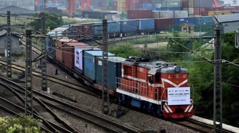 ส่งออกข้าวไทยลอตแรก 1,000 ตัน ผ่านรถไฟจีน-ลาว