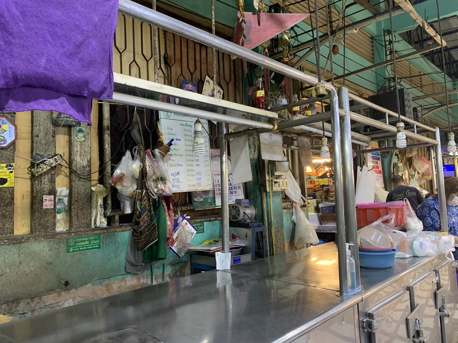 หมูแพง ปิดแผงขายเพียบ ต้นทุนพุ่งสูงสุดในรอบ 40 ปี