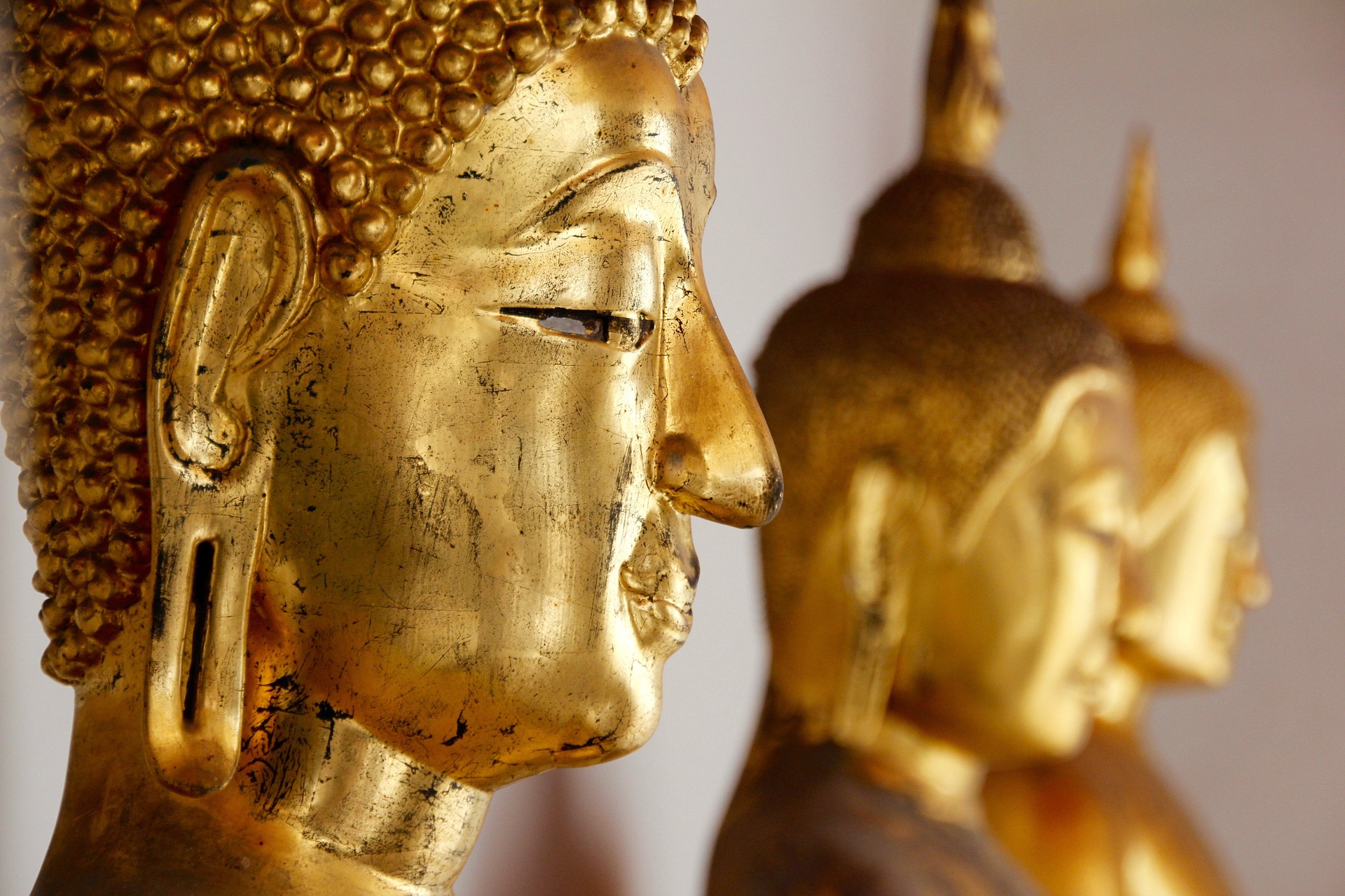 ปฏิทินวันพระ 2565 สายบุญเช็กเลยมีวันไหนบ้าง
