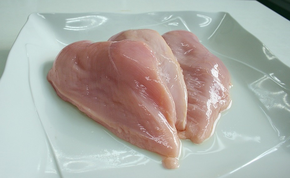 ครม. ไฟเขียว ไก่-เนื้อไก่ เป็นสินค้าควบคุม