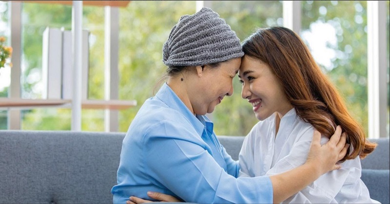 เพราะทุกการเจ็บป่วยมีราคา มีประกันสุขภาพ ‘AIS Insurance Service’ ไว้ อุ่นใจกว่า
