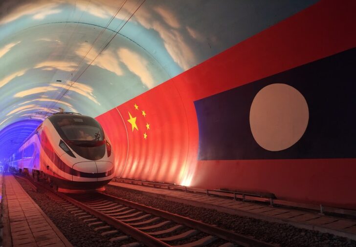 ทางรถไฟจีน-ลาว-ขนส่งสินค้าข้ามพรมแดน-ทะลุ-1