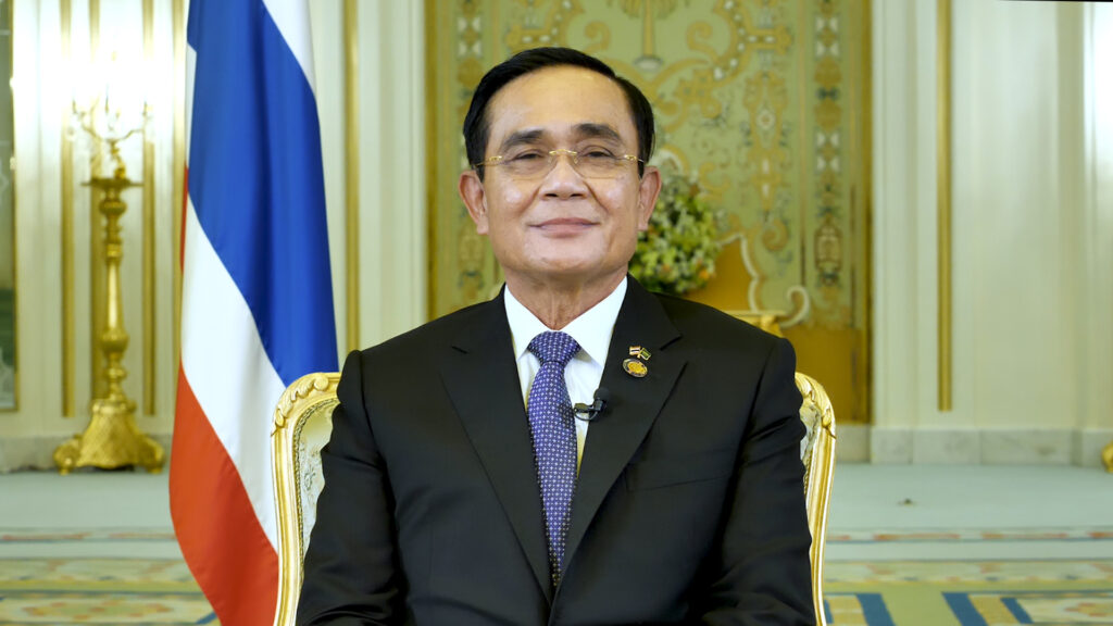 พล.อ.ประยุทธ์ จันทร์โอชา นายกรัฐมนตรีและรมว.กลาโหม แถลงการณ์ภายหลังเดินทาวเยือนประเทศซาอุดีอาระเบียอย่างเป็นทางการ