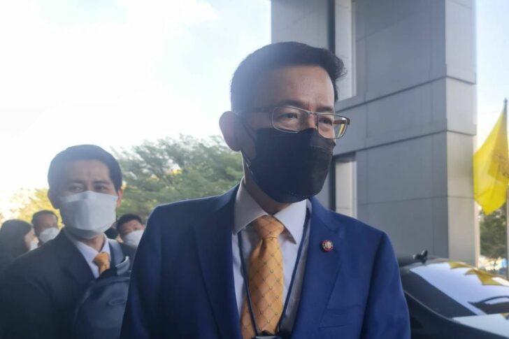 นายสุทธิพล ทวีชัยการ นายสุทธิพล ทวีชัยการ