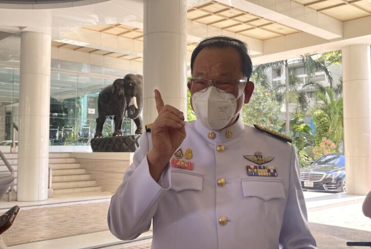 สันติ พร้อมพัฒน์ สันติ พร้อมพัฒน์