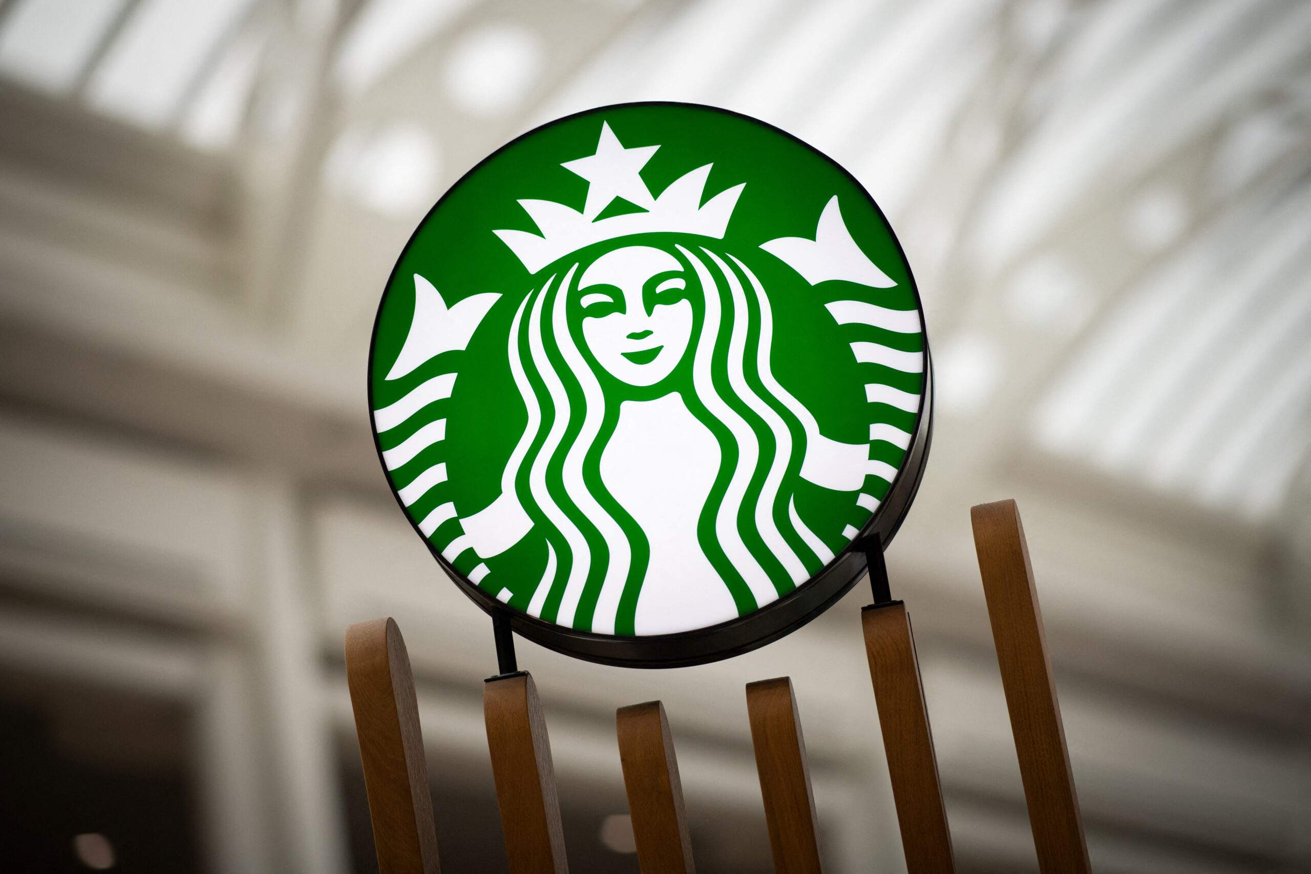 Starbucks จ่อขึ้นราคาปีนี้ เหตุต้นทุนสูง-แรงงานขาด