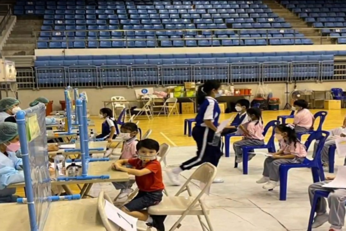 ภูเก็ตโควิดพุ่งเฉียด 600 ราย หมอแนะไม่กินข้าวร่วมกัน-ตรวจ ATK ทุกอาทิตย์