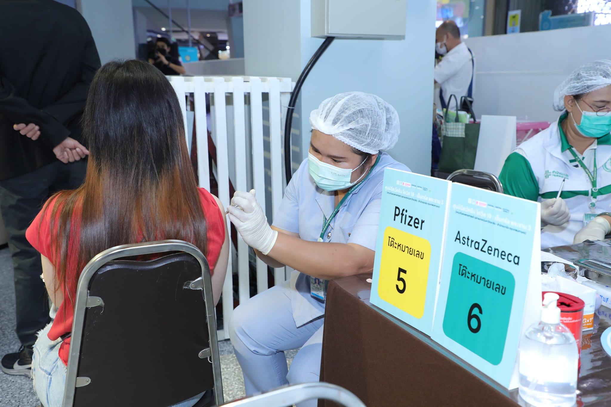 โควิดวันนี้ ( 3 ก.พ.) ศบค.พบป่วยใหม่ 9,172 ราย ผลตรวจ ATK พุ่ง 4,012 คน