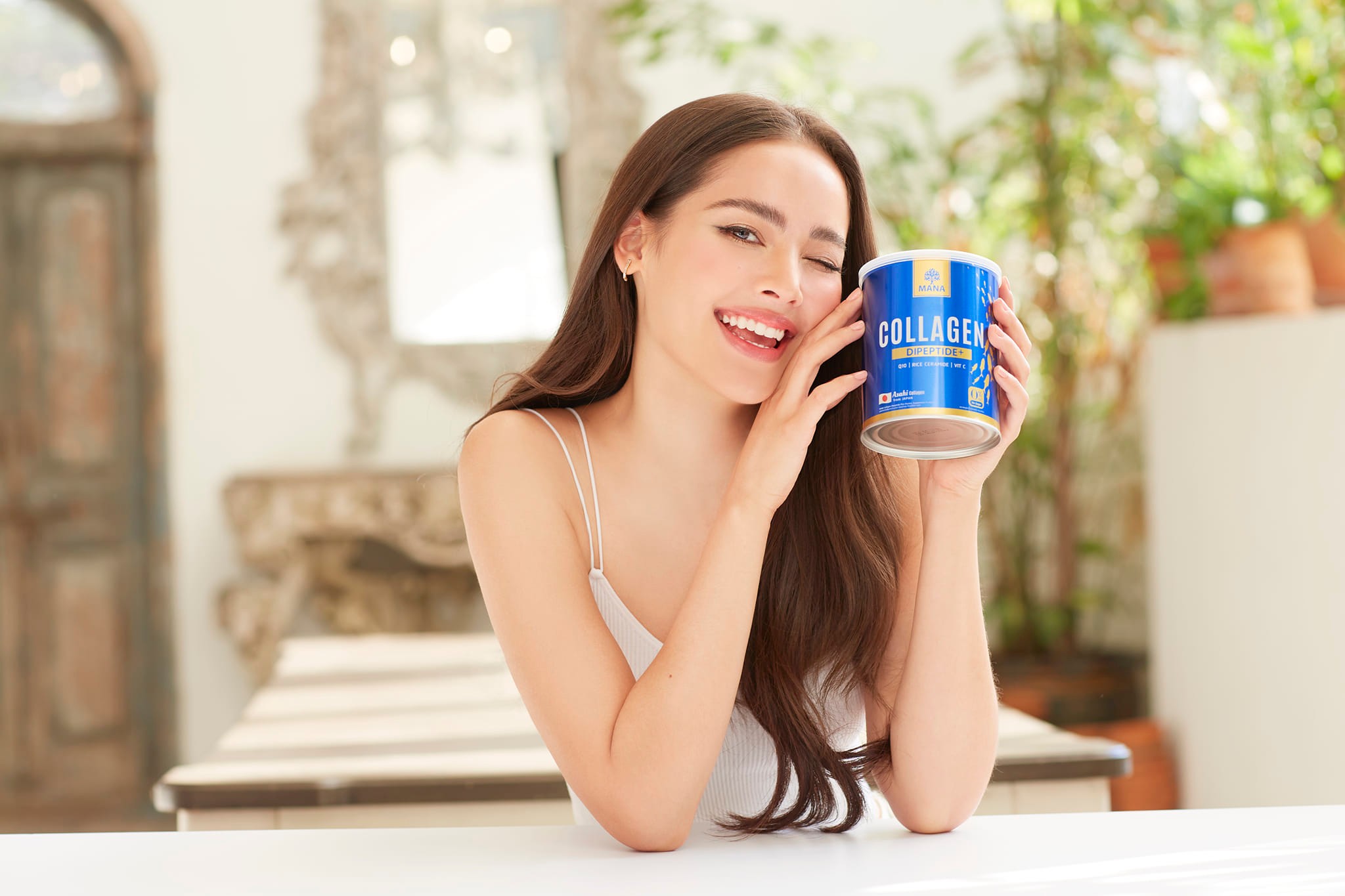 มานา ดึง “ญาญ่า อุรัสยา” นั่งแท่นพรีเซ็นเตอร์ โกยยอดขายพันล้าน