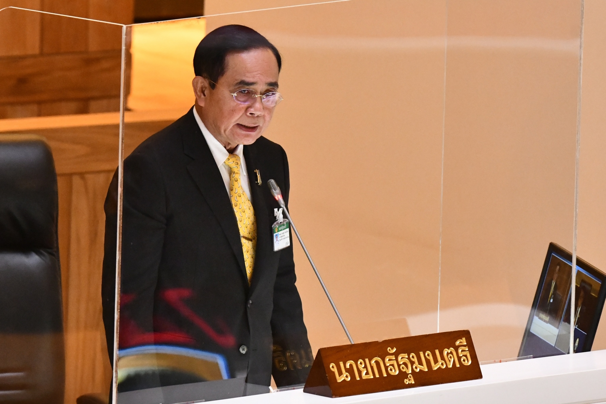 รัสเซีย-ยูเครน: ประยุทธ์ สั่ง ออกแพคเกจอุ้มราคาน้ำมัน-สินค้าแพง
