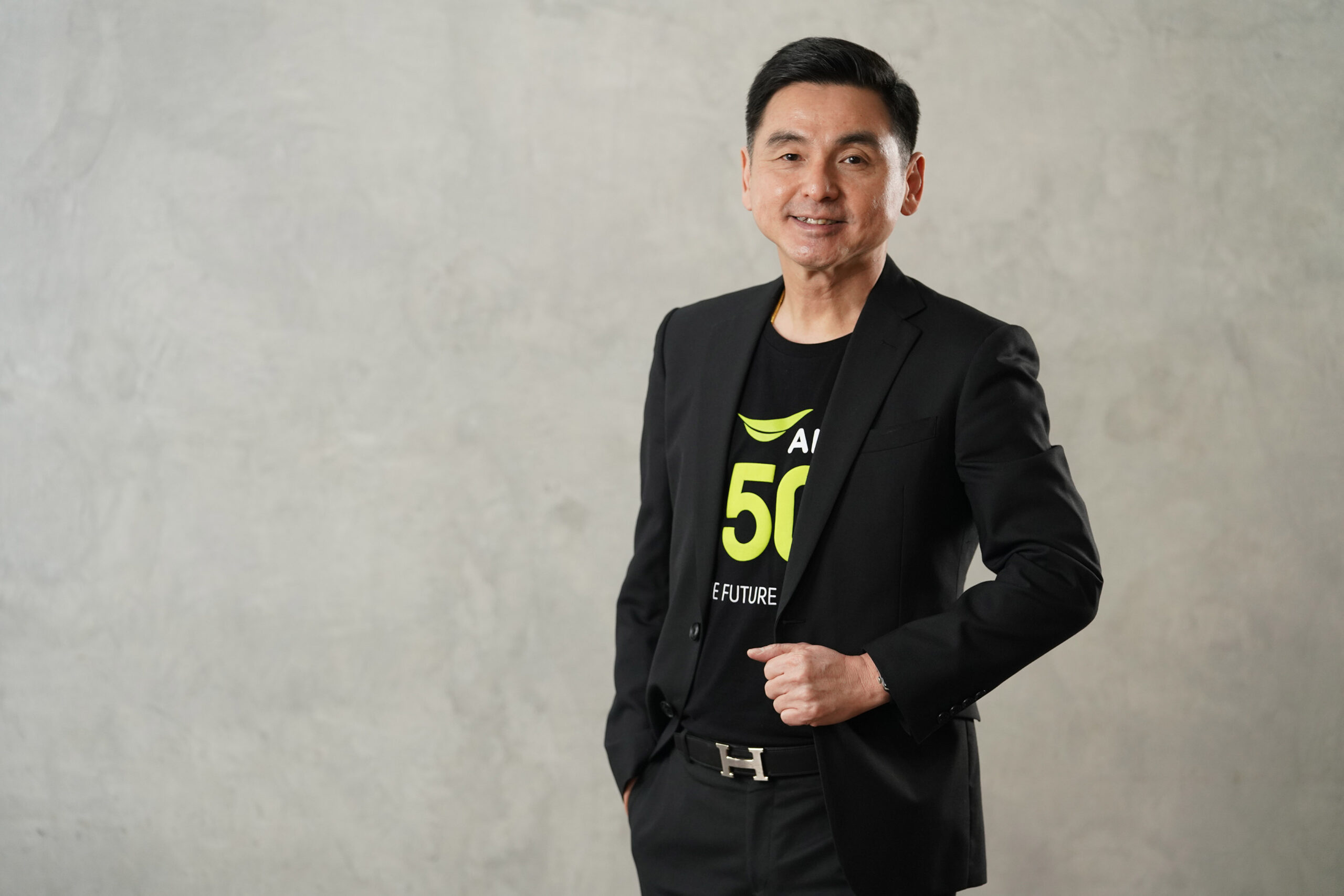 เอไอเอส เปิดรายได้ปี64 ทะลุ 1.8 แสนล้าน กำไร 2.6 หมื่นล้าน