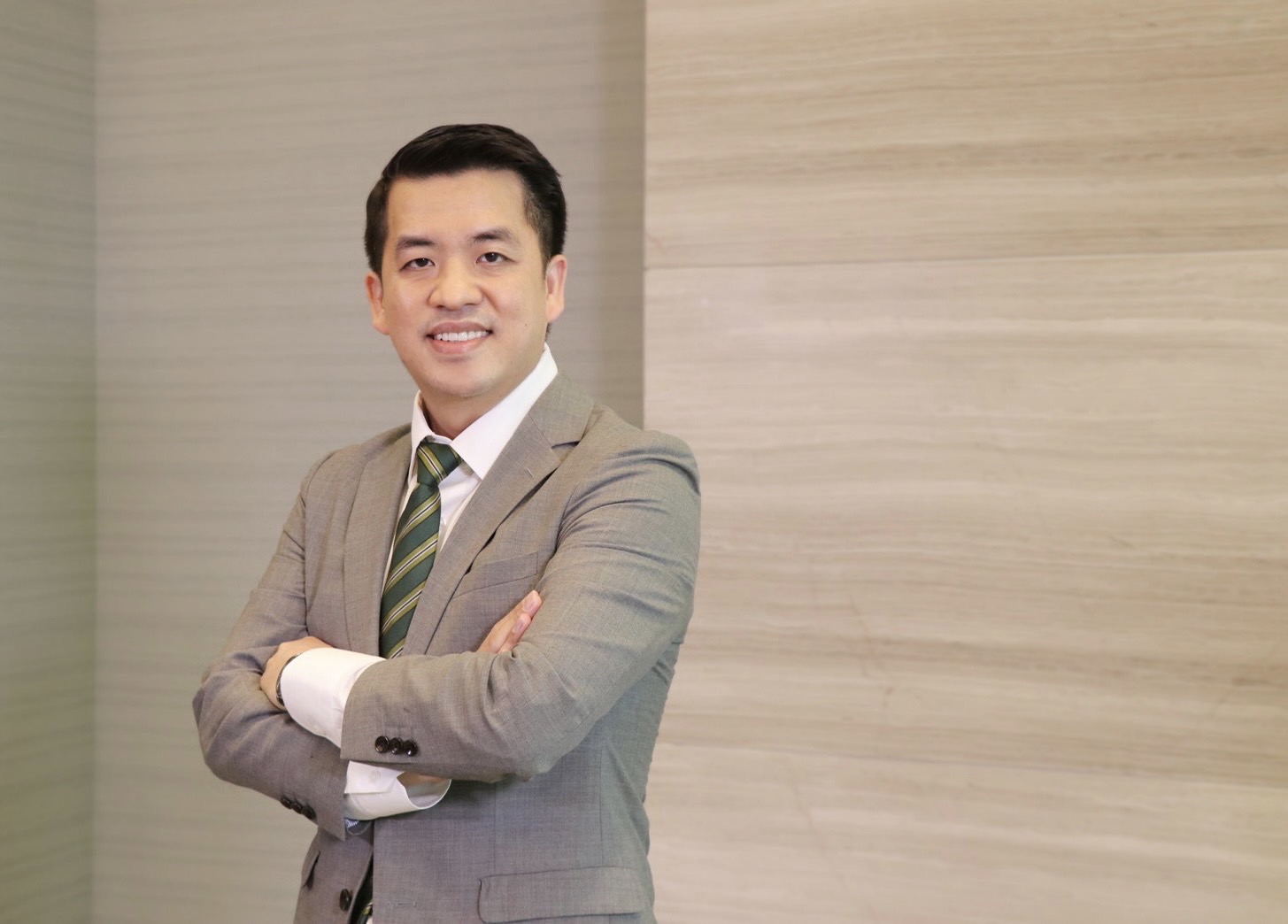 ดร.ธีระพล ถนอมศักดิ์ยุทธ