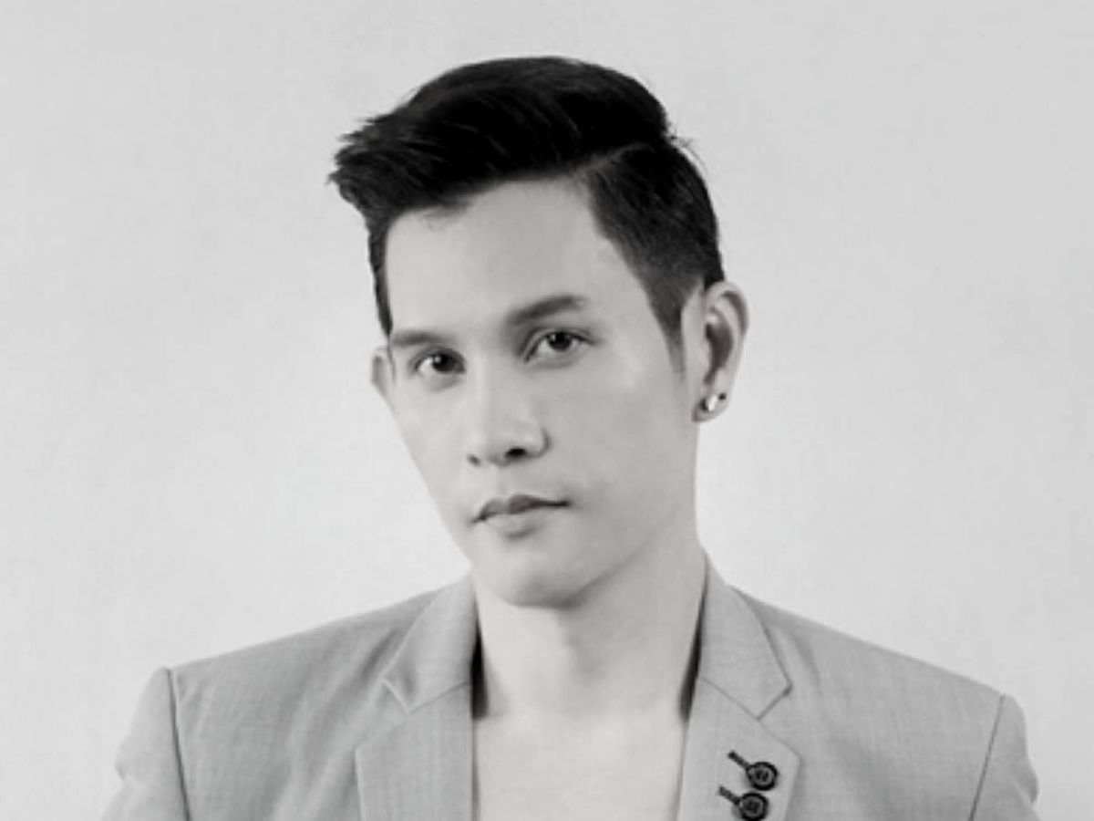 เบส วีร์ พัชรยากร นักร้อง พิธีกร เสียชีวิตหลังปอดติดเชื้อ