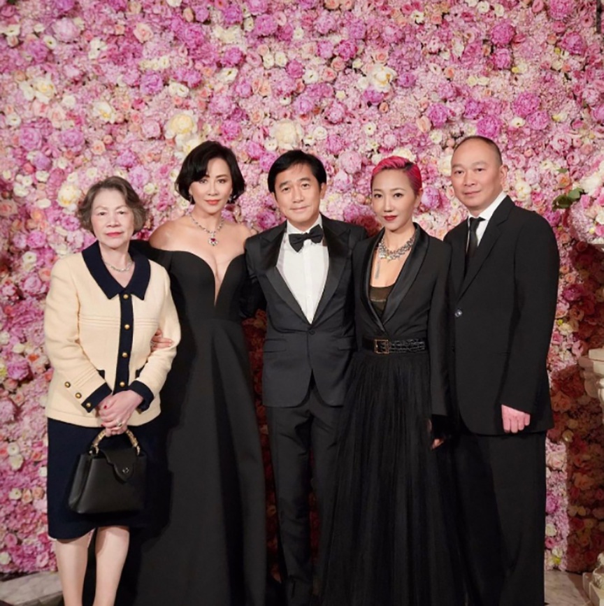 คู่ดาราซูเปอร์สตาร์