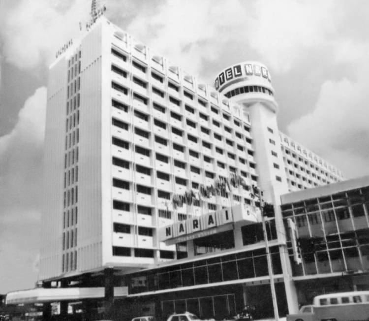 โรงแรมนารายณ์
