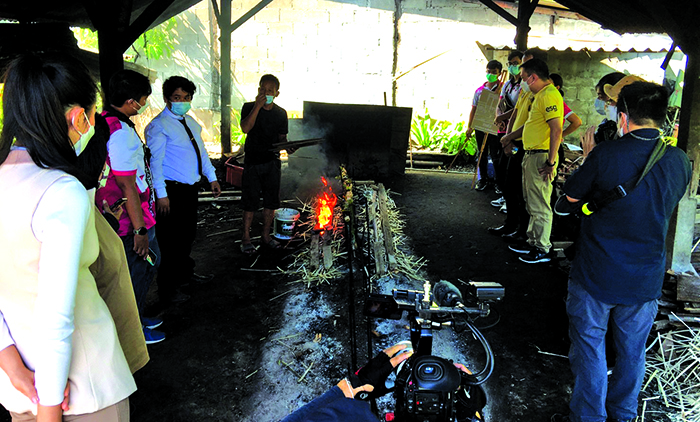 บันทึกข้าวหลามหินรุ่ย มรดกภูมิปัญญาชนะเลิศแบงก์กรุงศรี