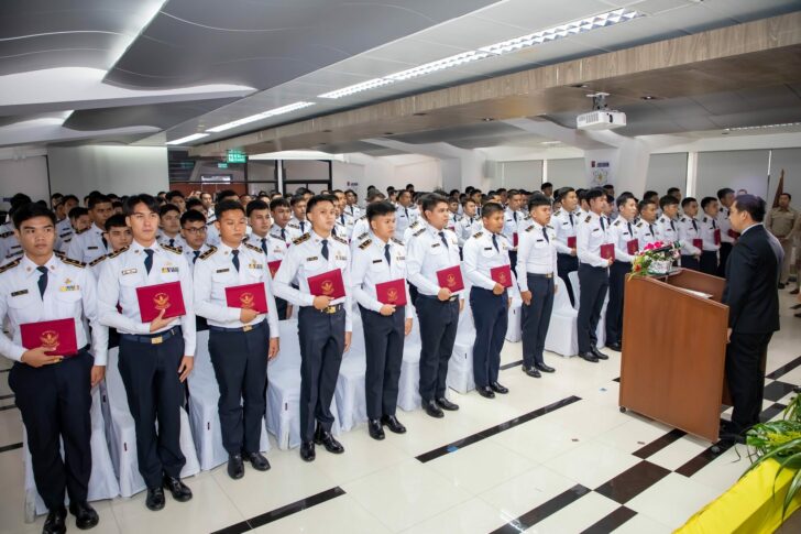 นักเรียนวิศวกรรมรถไฟ นักเรียนวิศวกรรมรถไฟ