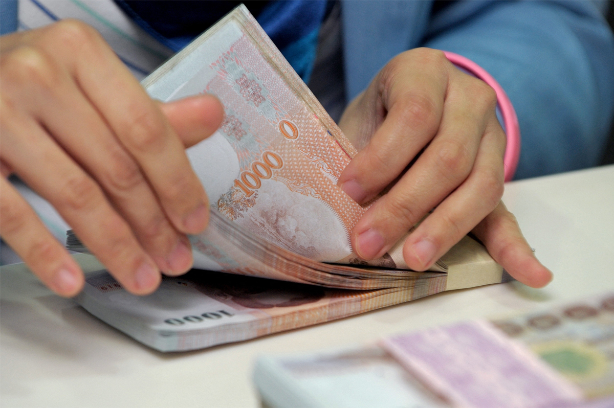 ธปท.เร่งแผนลดใช้ “เงินสด-เช็ค” แบงก์ชงเก็บค่า “ฝาก-ถอน” ที่สาขา