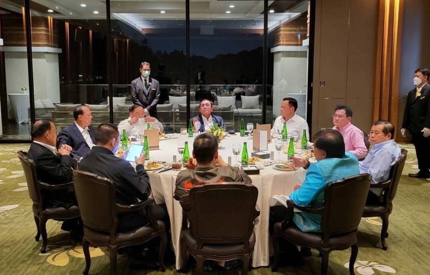 เก็บตกดินเนอร์การเมือง 6 ข้อตกลง ประยุทธ์-พรรคร่วมรัฐบาล
