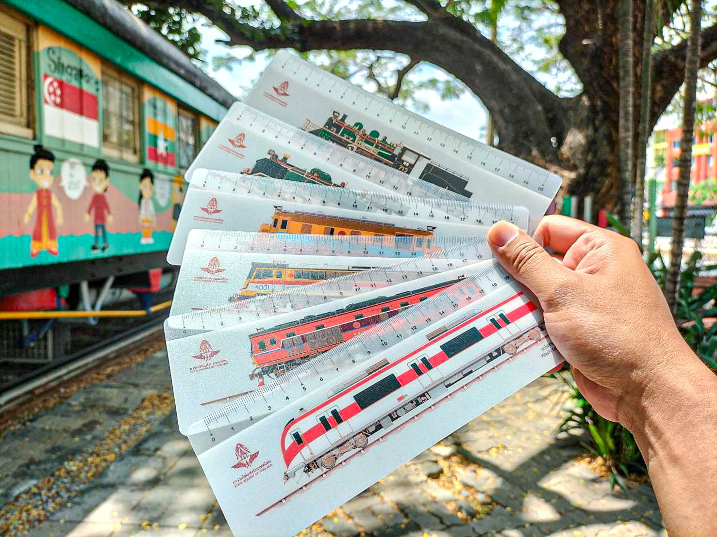 การรถไฟฯ ชวนนั่งรถไฟฟ้าชานเมืองสายสีแดง เที่ยวงานสัปดาห์หนังสือ