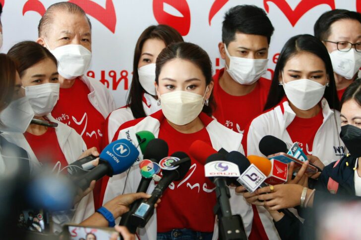 ยุบสภาก่อน แพทองธาร รอตัดสินใจชิงนายกฯ พาทักษิณกลับบ้าน แก้ปัญหาเศรษฐกิจ ยุบสภาก่อน แพทองธาร รอตัดสินใจชิงนายกฯ พาทักษิณกลับบ้าน แก้ปัญหาเศรษฐกิจ