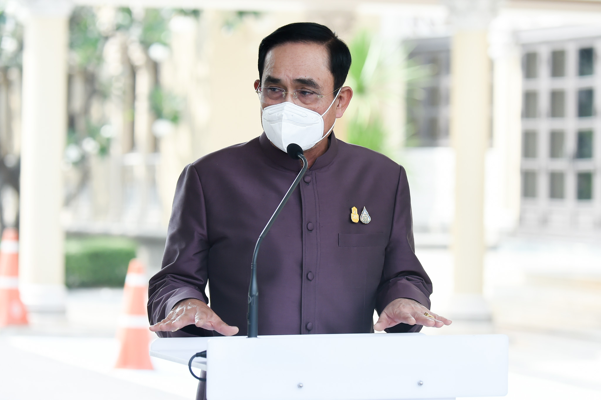 ประยุทธ์สั่งลดการใช้น้ำมัน 10% พลังงาน 20%