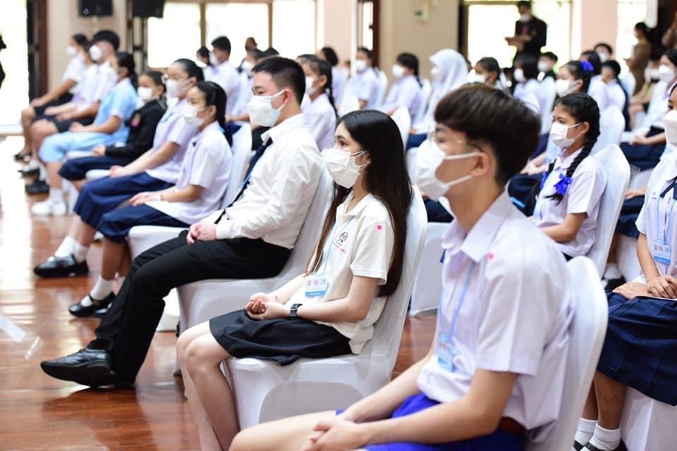 ค่าเทอม 10 โรงเรียนเอกชนชื่อดัง กทม. ผู้ปกครองจ่ายปีละเท่าไหร่ ?