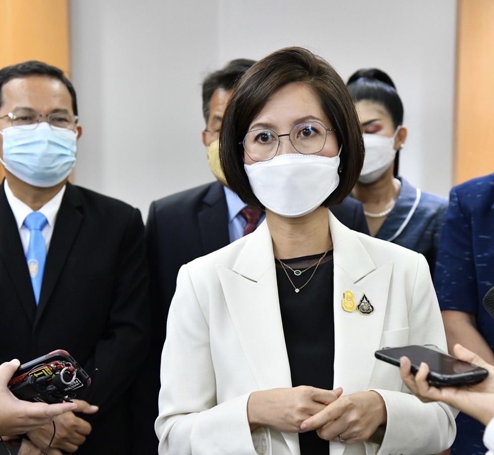 ตรีนุชตั้งทีม 12 ผู้ตรวจราชการตาม 5 นโยบายเร่งด่วน ศธ.