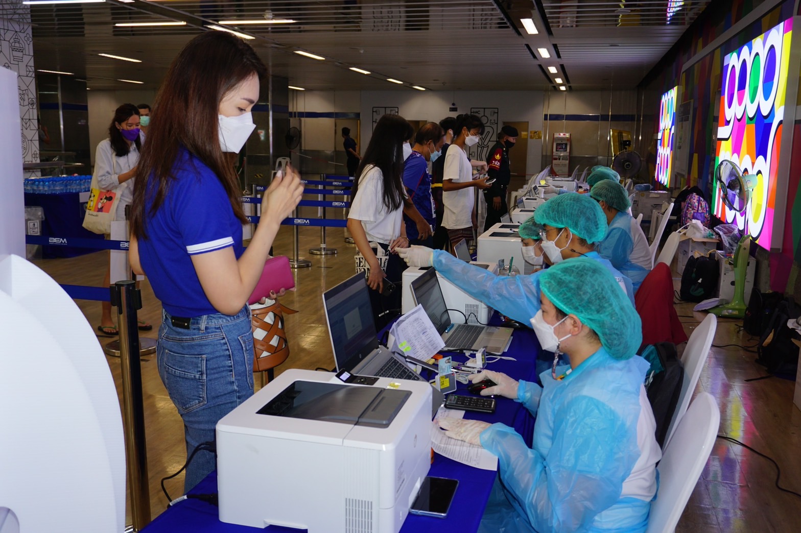 รฟม.จับมือ BEM-ช.การช่าง มอบวัคซีน “โมเดอร์นา” ฟรี