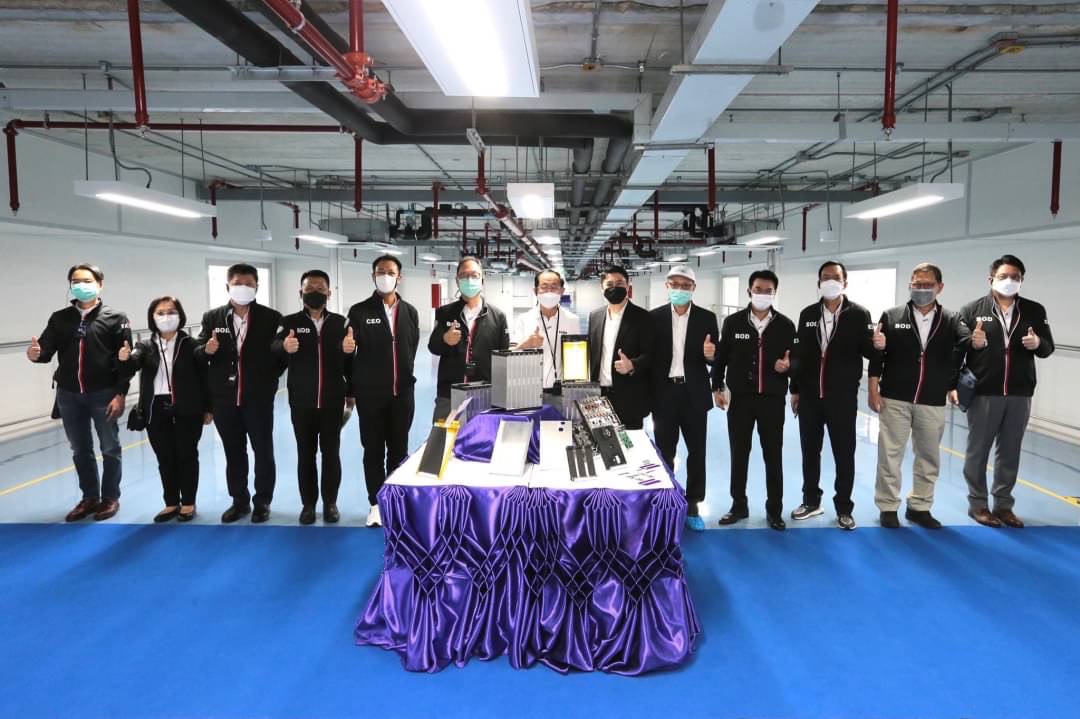 อาคม สั่ง EXIM BANK ดูแลเอสเอ็มอีส่งออก-ลงทุนในต่างประเทศ