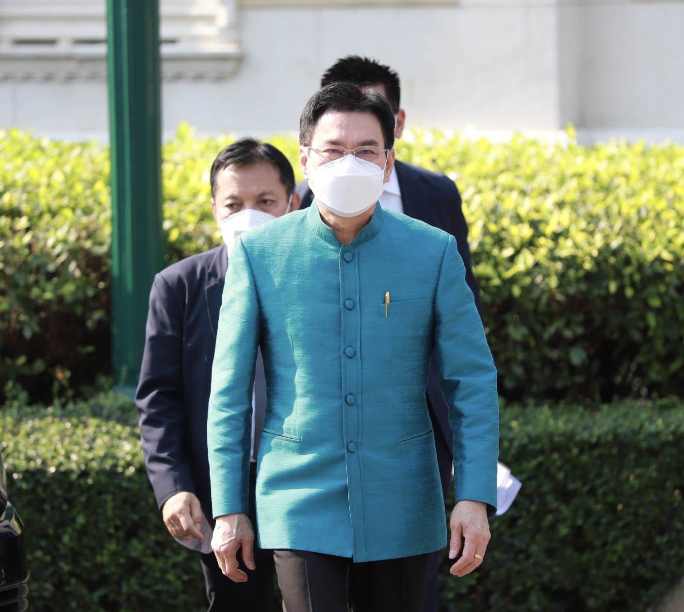 “จุรินทร์” สั่งพาณิชย์หารือสมาคมผู้เลี้ยงไก่ไข่ หลังต้นทุนเพิ่ม
