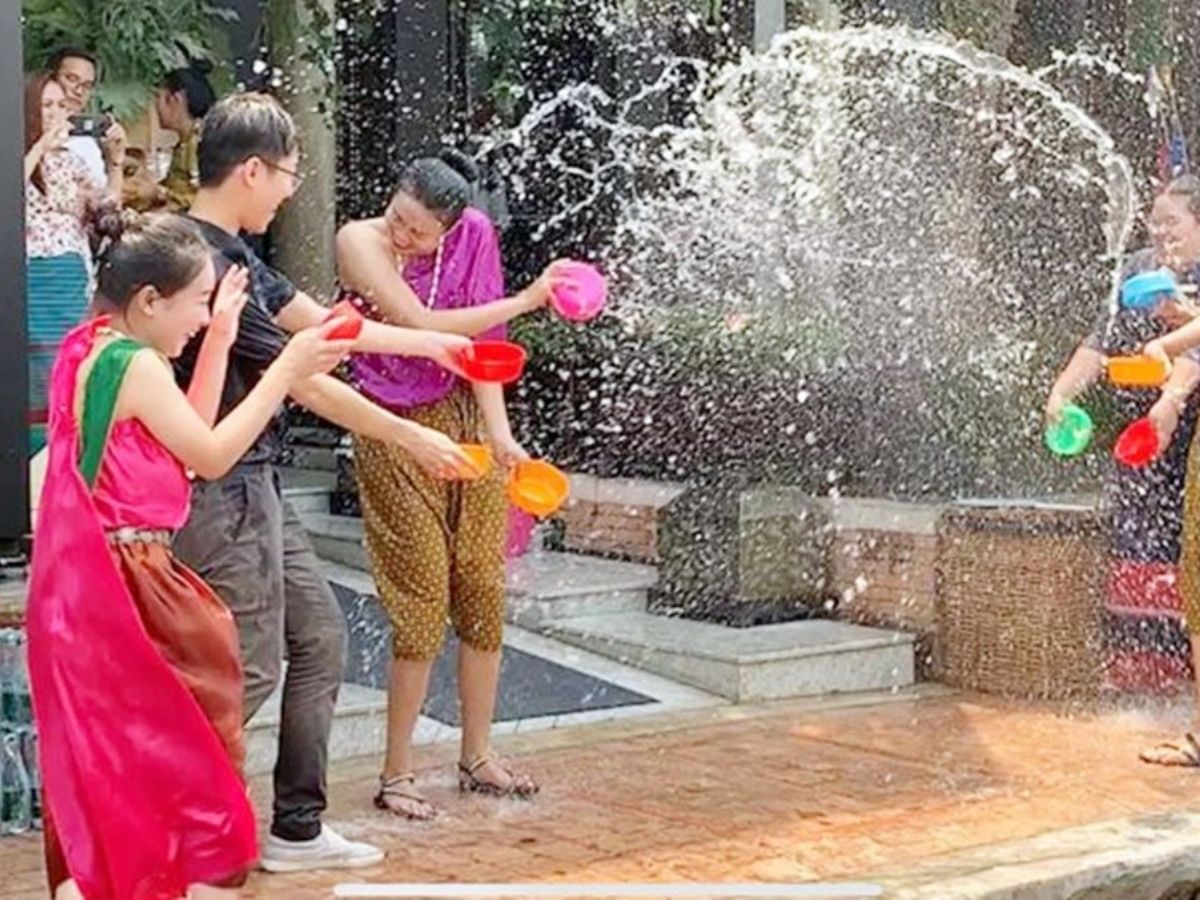 ประยุทธ์ ไม่เลื่อนวันสงกรานต์ จัดตามปฏิทิน ไม่ห้ามเดินทางข้ามจังหวัด